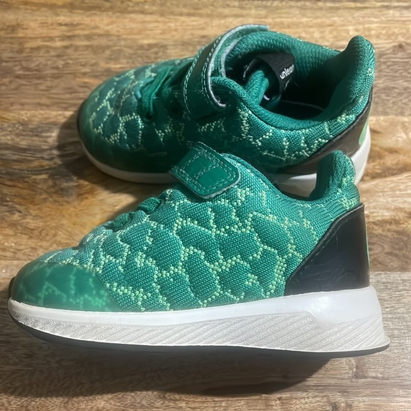 ADIDAS MARVEL RAPIDRUN HULK AVENGERS SHOES SNEAKER Sz 5 kids toddlers 5K - Picture 5 of 7